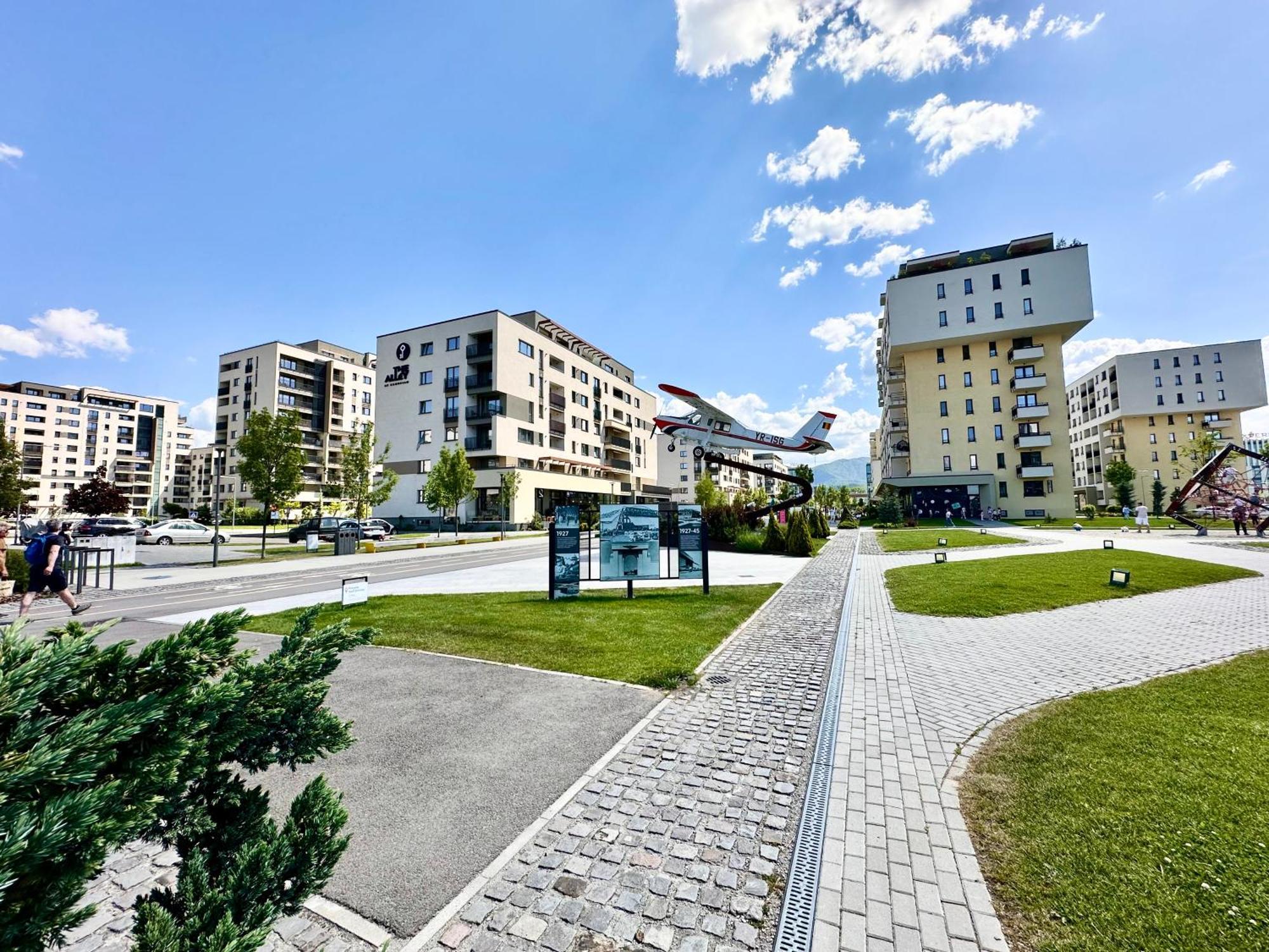 Kasper Coresi Mall - Rise Private Apartments & Suites Brašov Exteriér fotografie